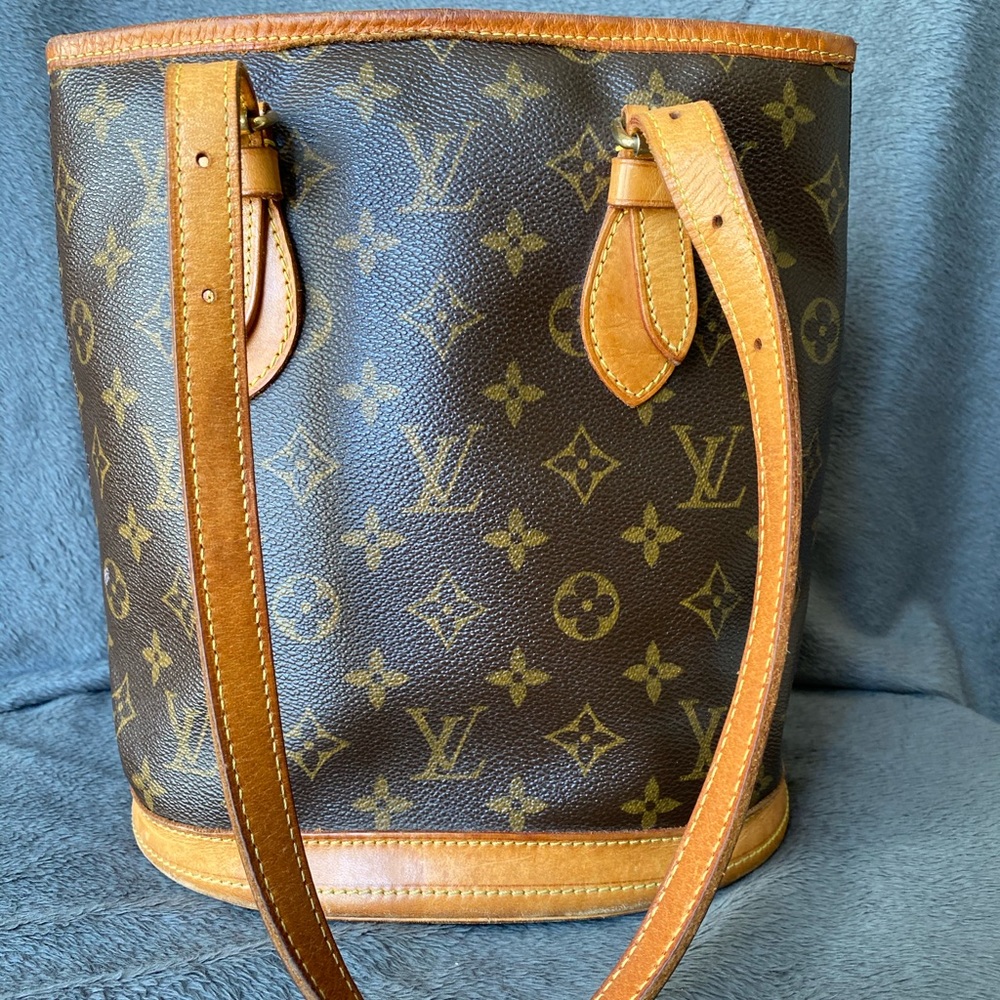 Louis Vuitton vintage bucket bag PM 100% Authentic